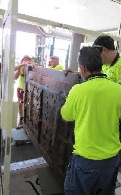How to Contact Us — Hervey Bay Door 2 Door